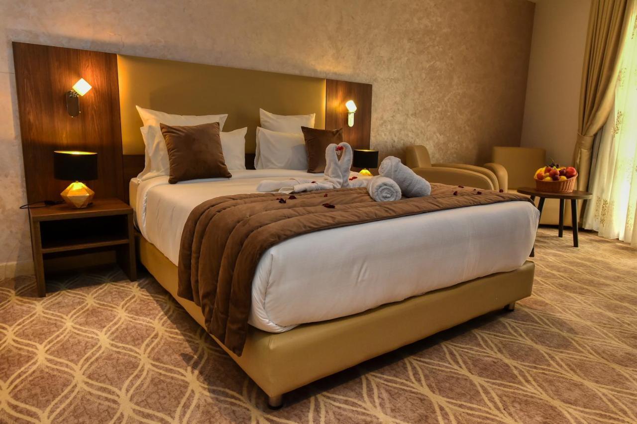 Bir El Djir Mf Hotel Oran מראה חיצוני תמונה