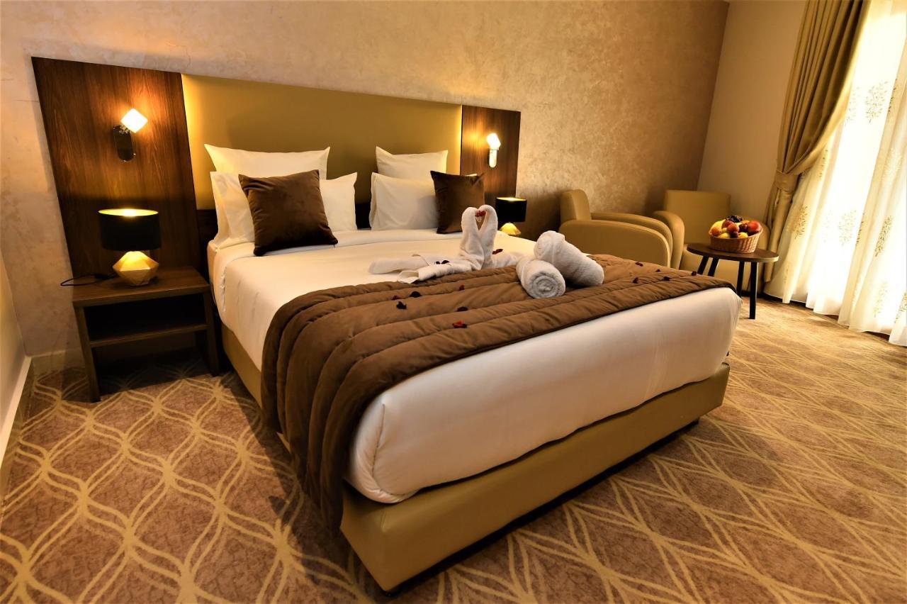 Bir El Djir Mf Hotel Oran מראה חיצוני תמונה