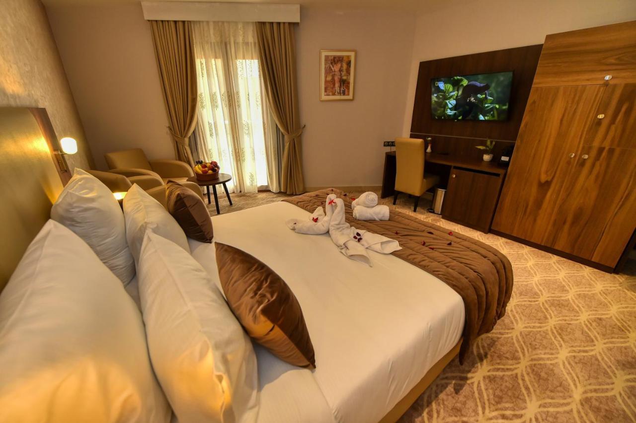 Bir El Djir Mf Hotel Oran מראה חיצוני תמונה